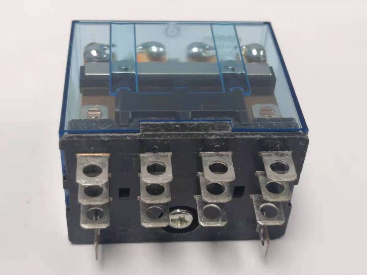 OMRON  中间继电器  LY4N-J 200/220VAC