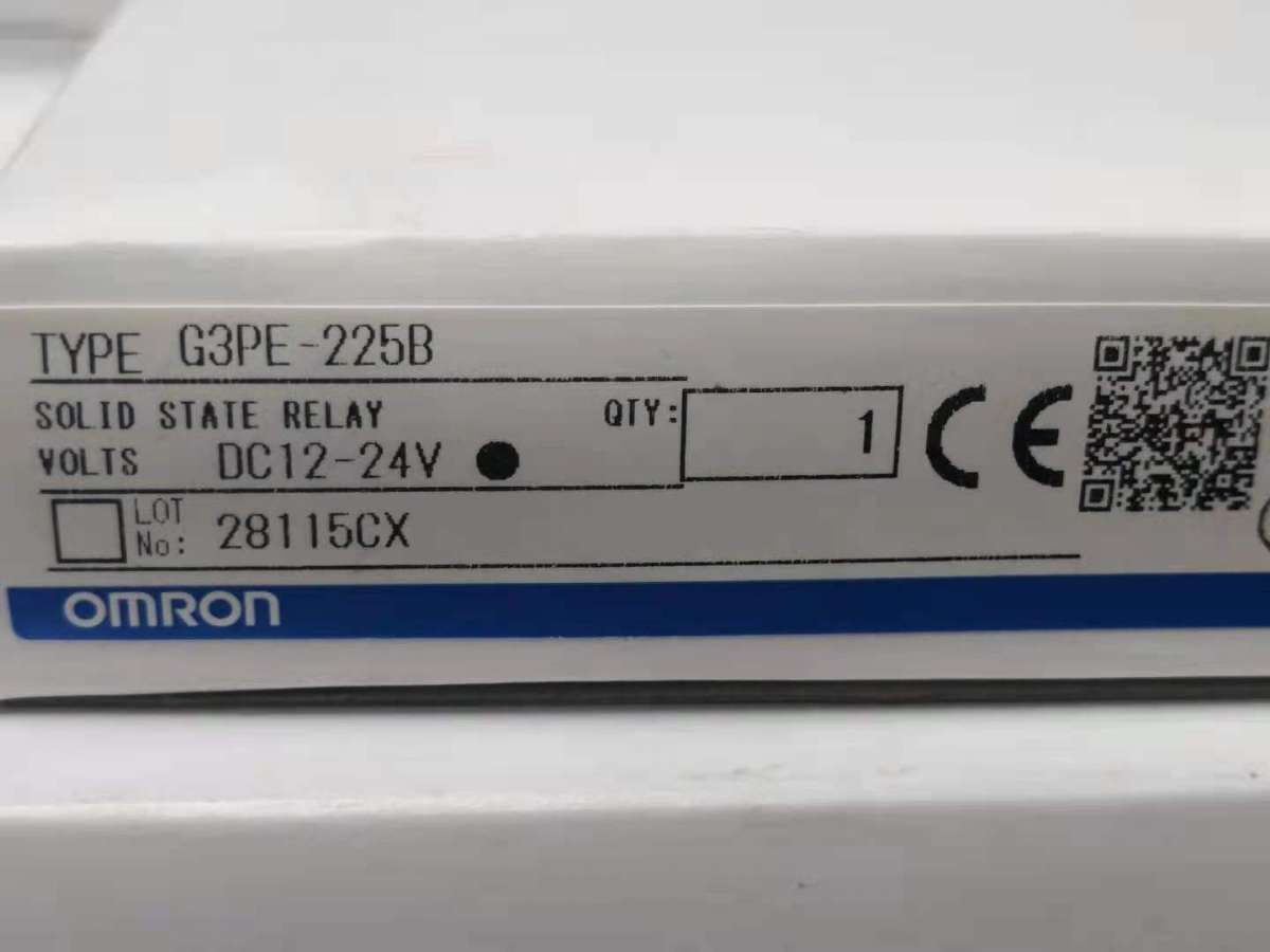 OMRON 固态继电器  G3PE-225B DC12-24