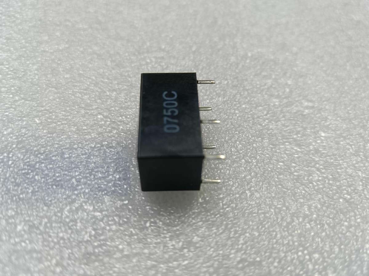OMRON 功率继电器  G6B-2214P-FD-US DC24 BY OMZ