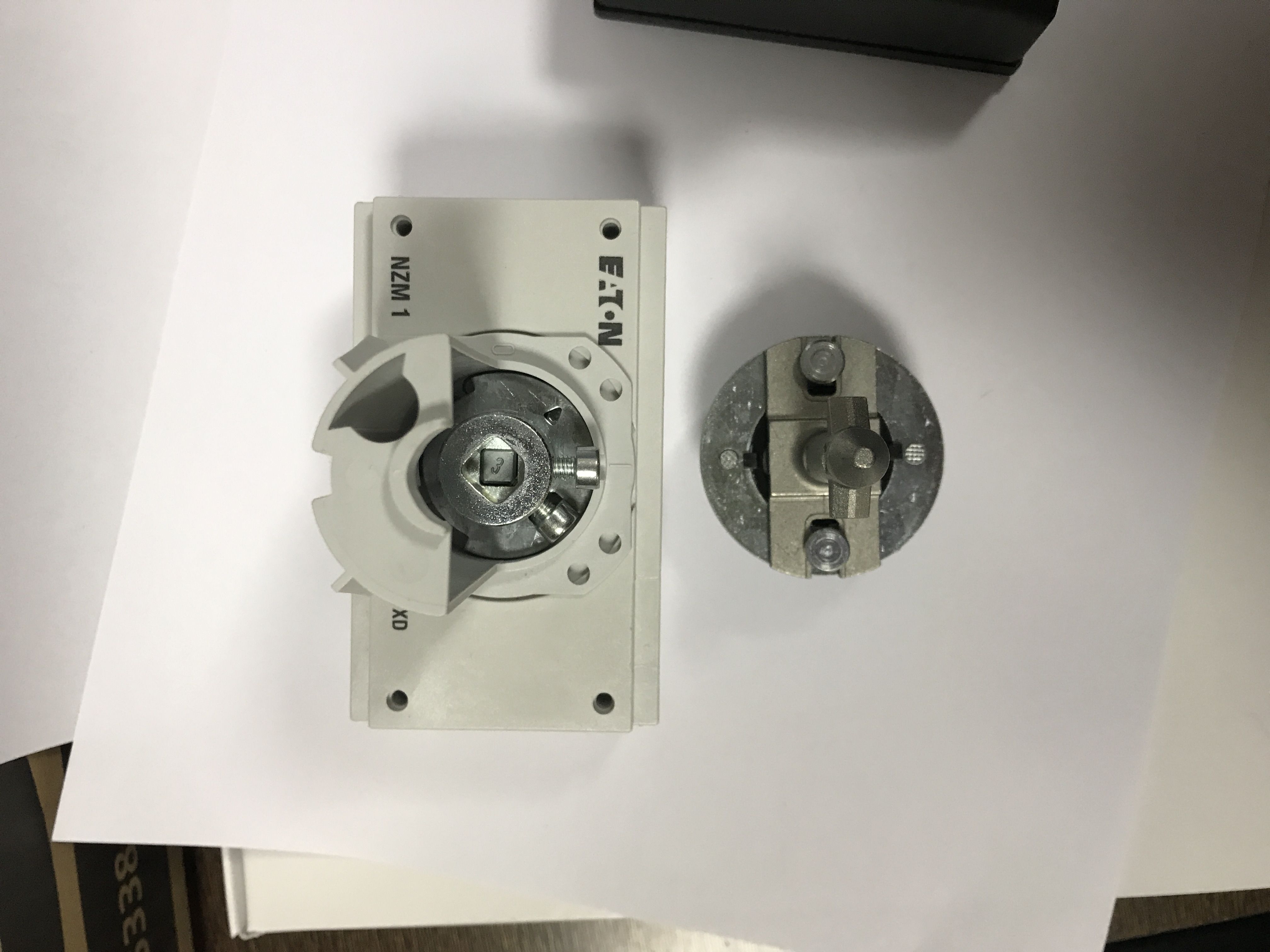 【伊顿穆勒】门联动旋转手柄 NZM1-XTVD